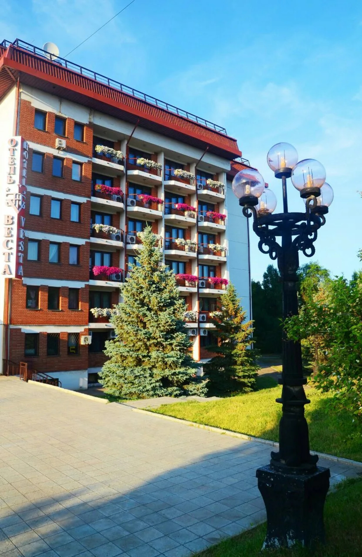 Отель Веста