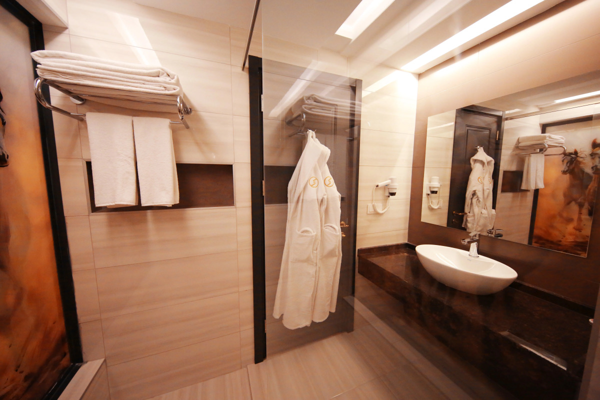 Отель Sey Beach Hotel & Spa