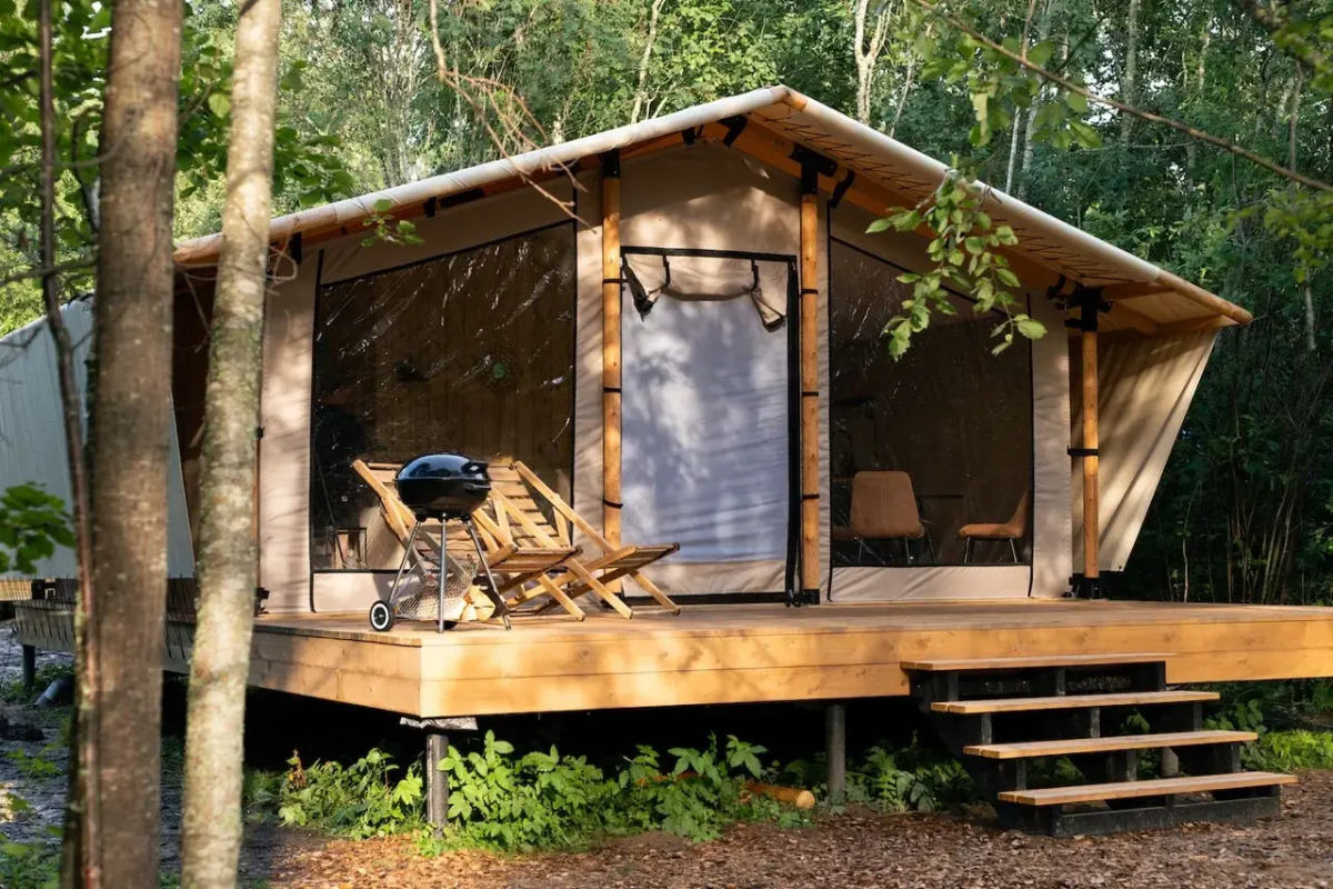 Глэмпинг Хюгге Кэмп Карелия