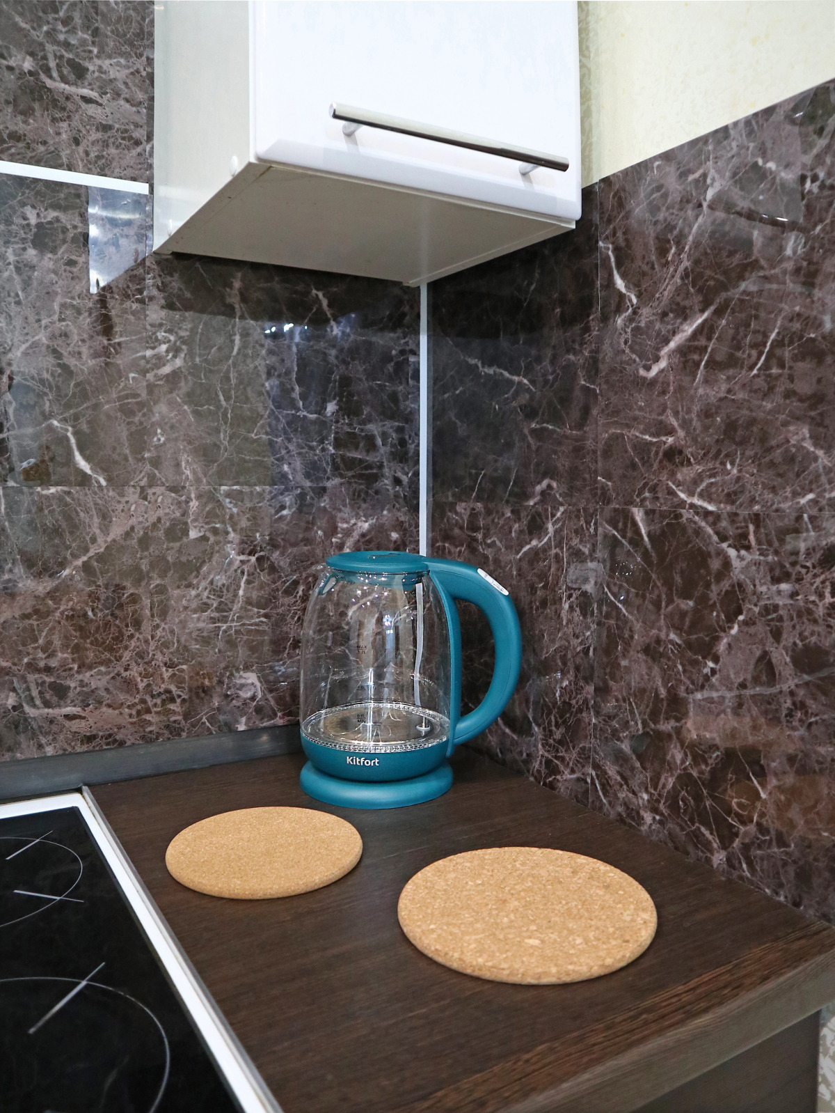 Студия Granada уютная современная в новом доме