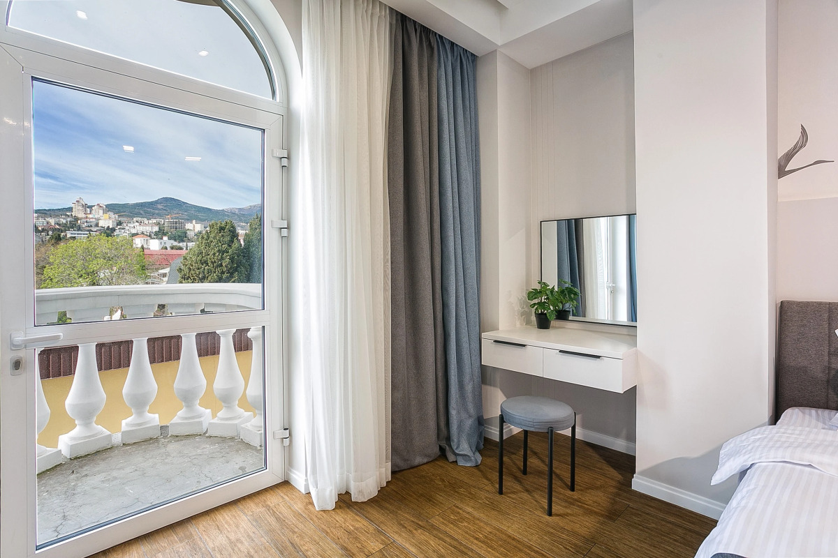 Апартаменты Дом композитора Ялта Екатеринская 3 Набережная Ялты