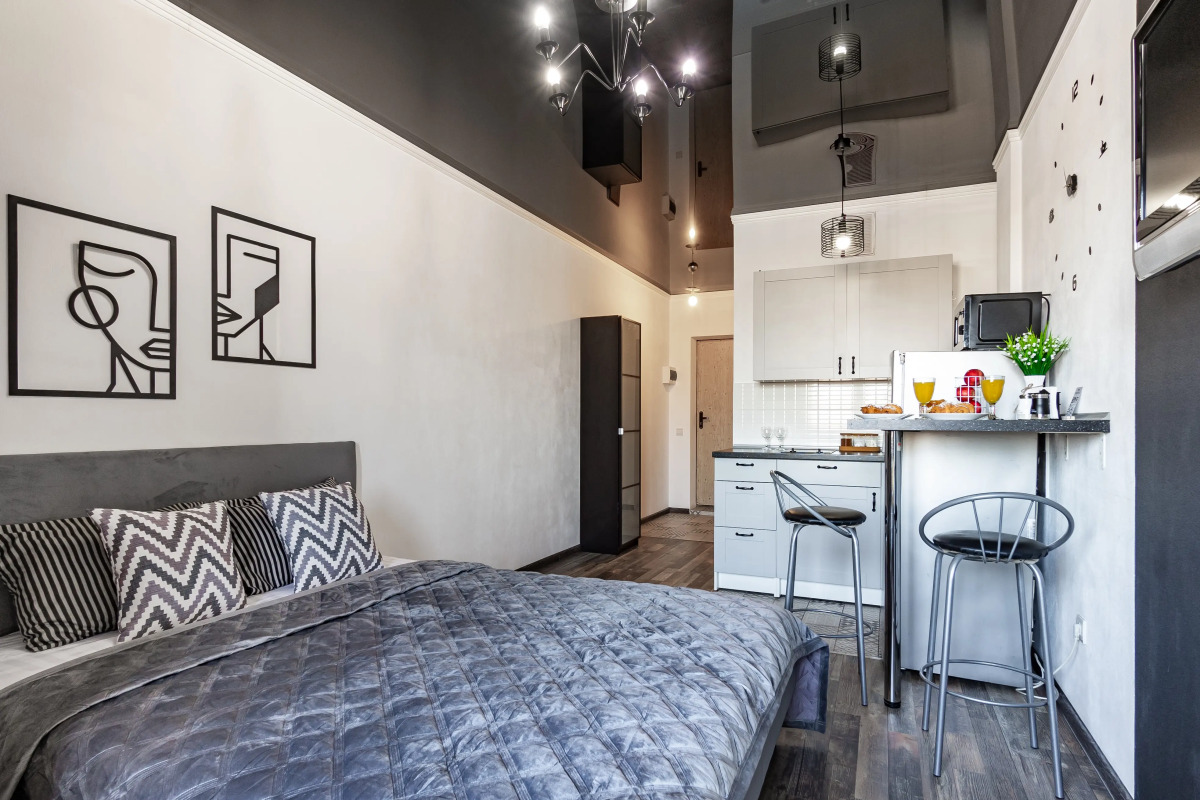 Квартира студия с балконом