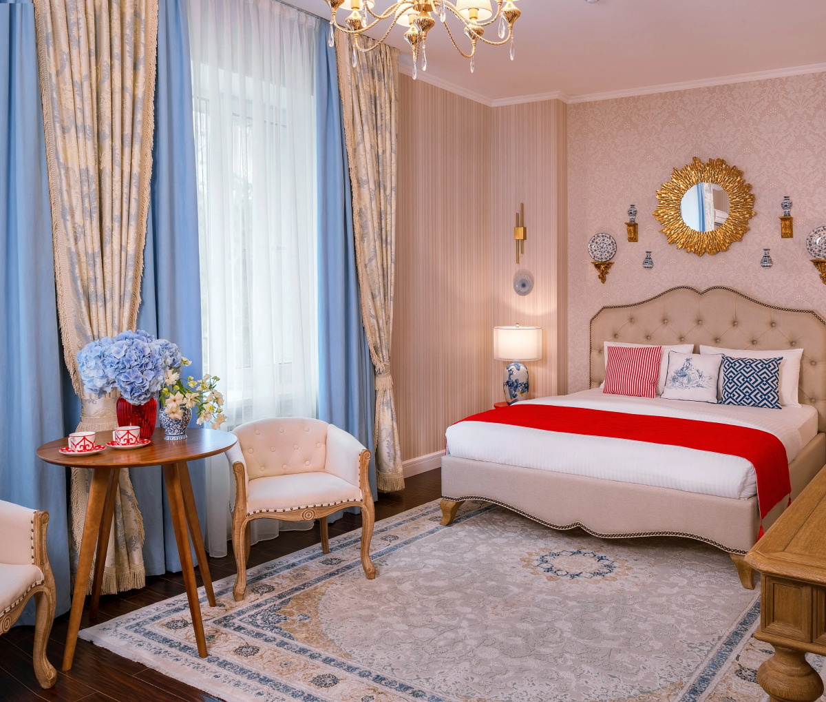 Отель Реавиль