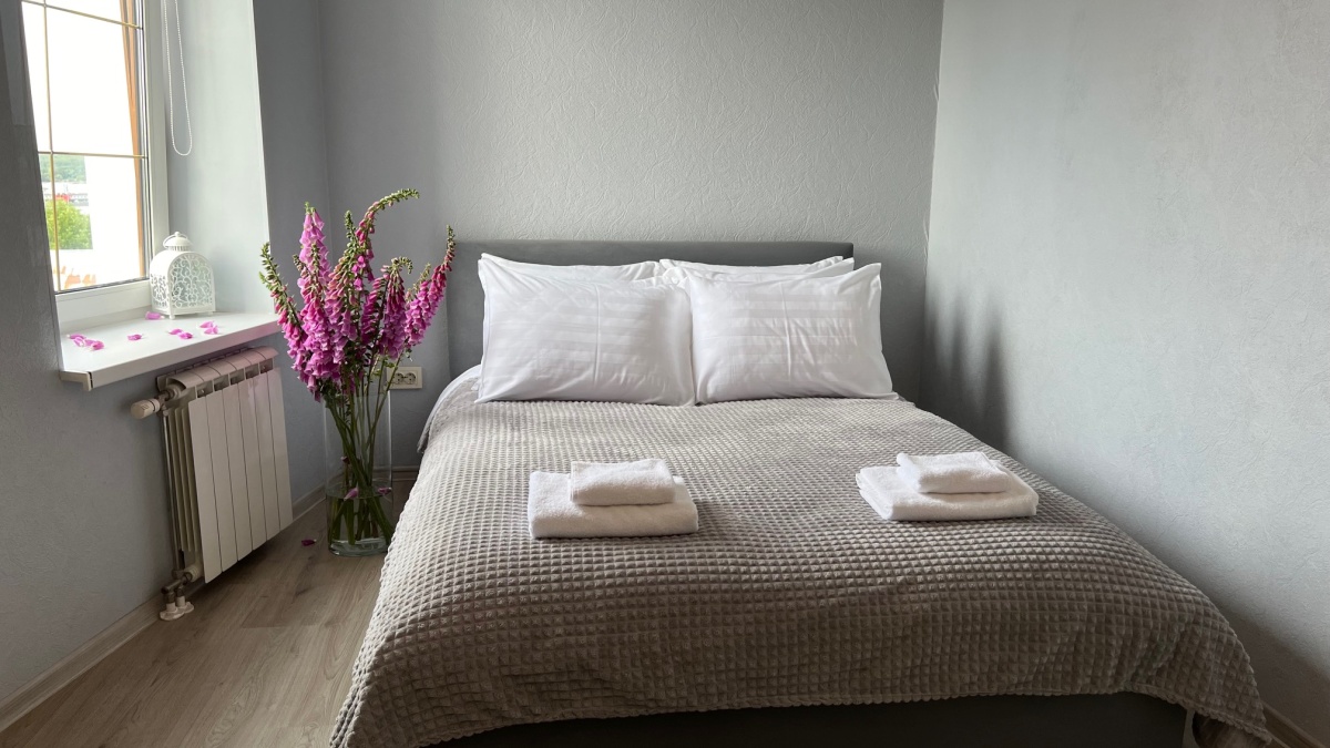 Апартаменты на Краснофлотской с видом на замок