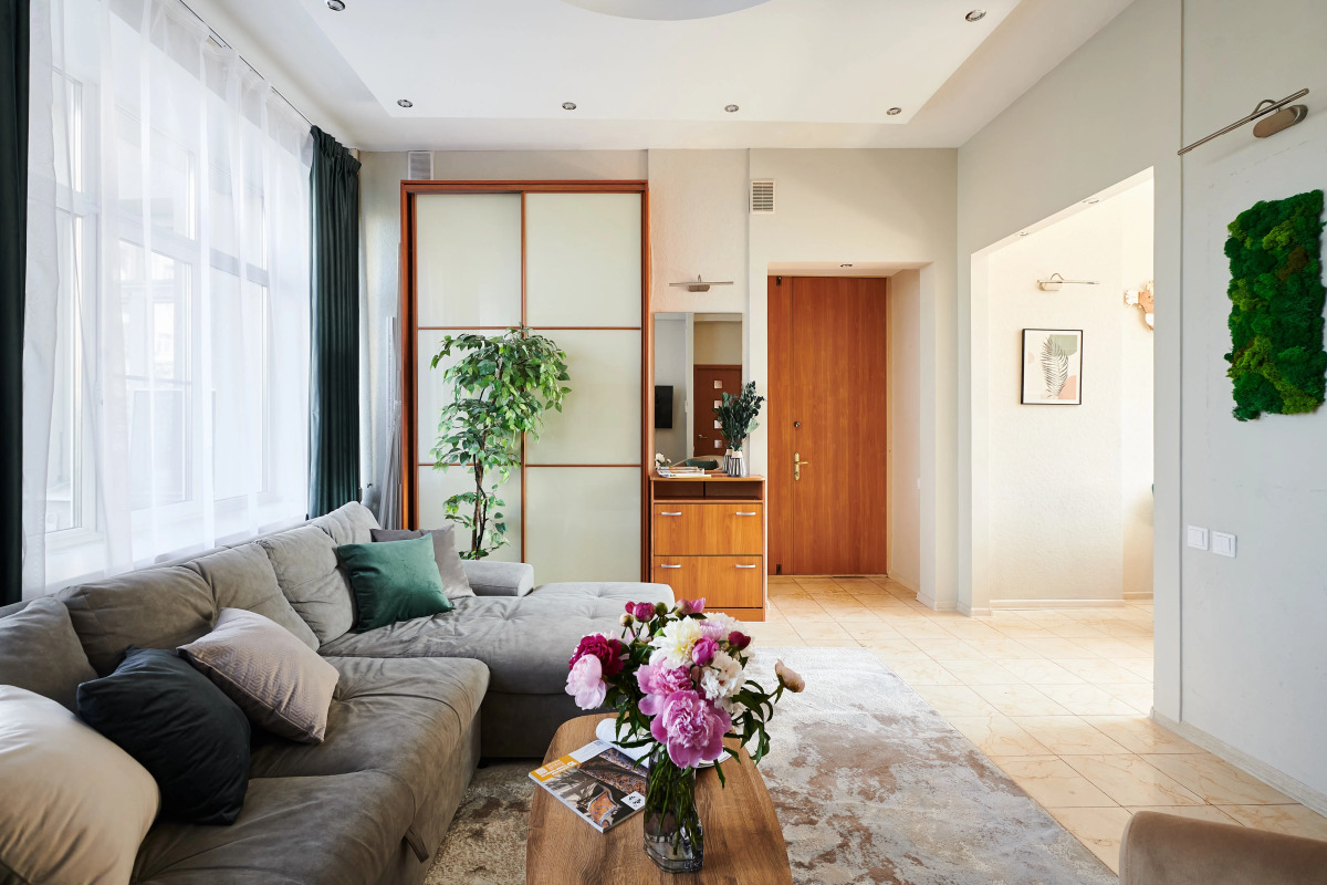 Квартира GM Apartments Стильная Трехкомнатная в Доме на Набережной