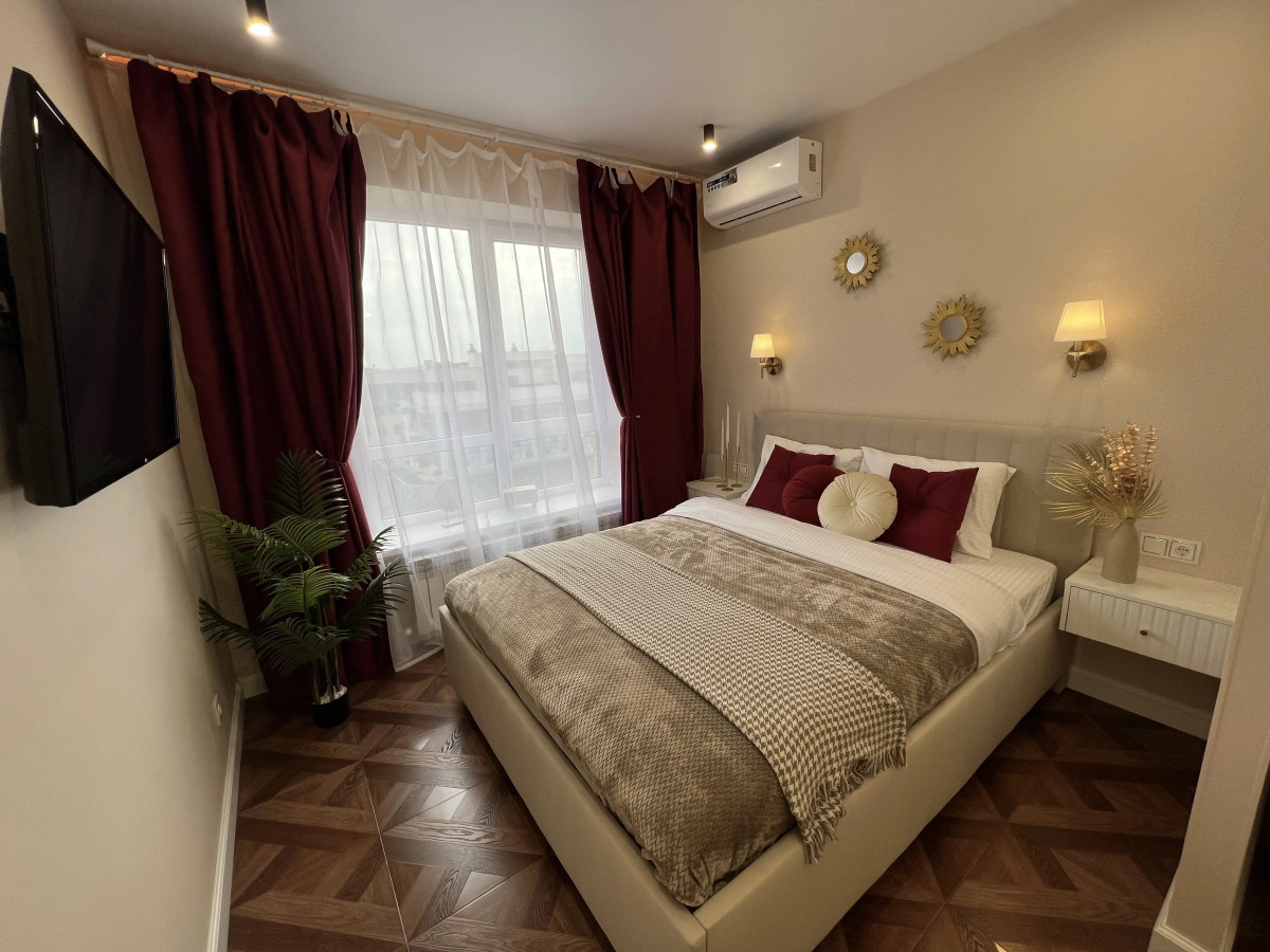 Апартаменты Дизайнерская квартира в Жк Российский с панорамной лоджией