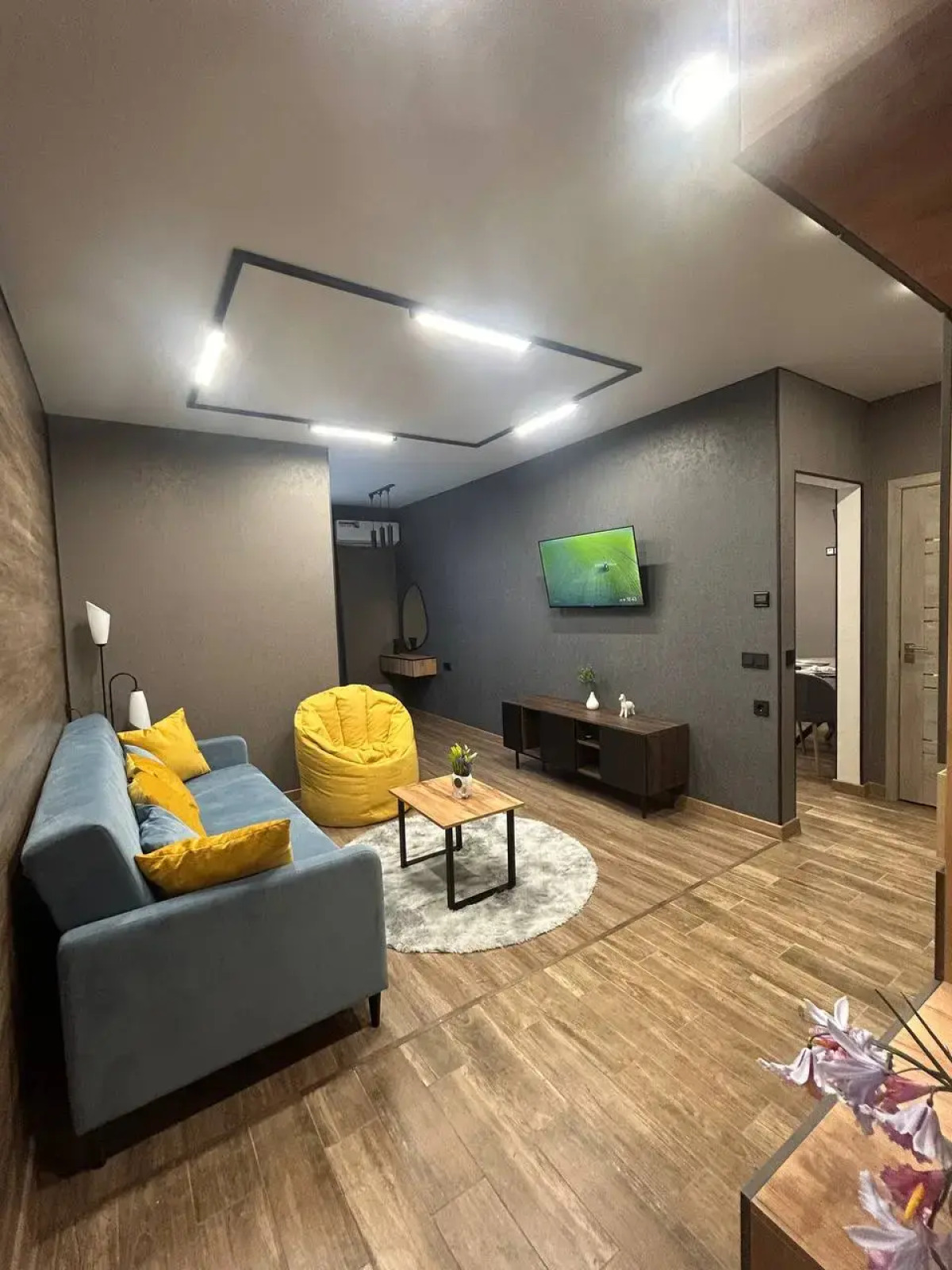 Квартира Уютная дизайнерская квартира