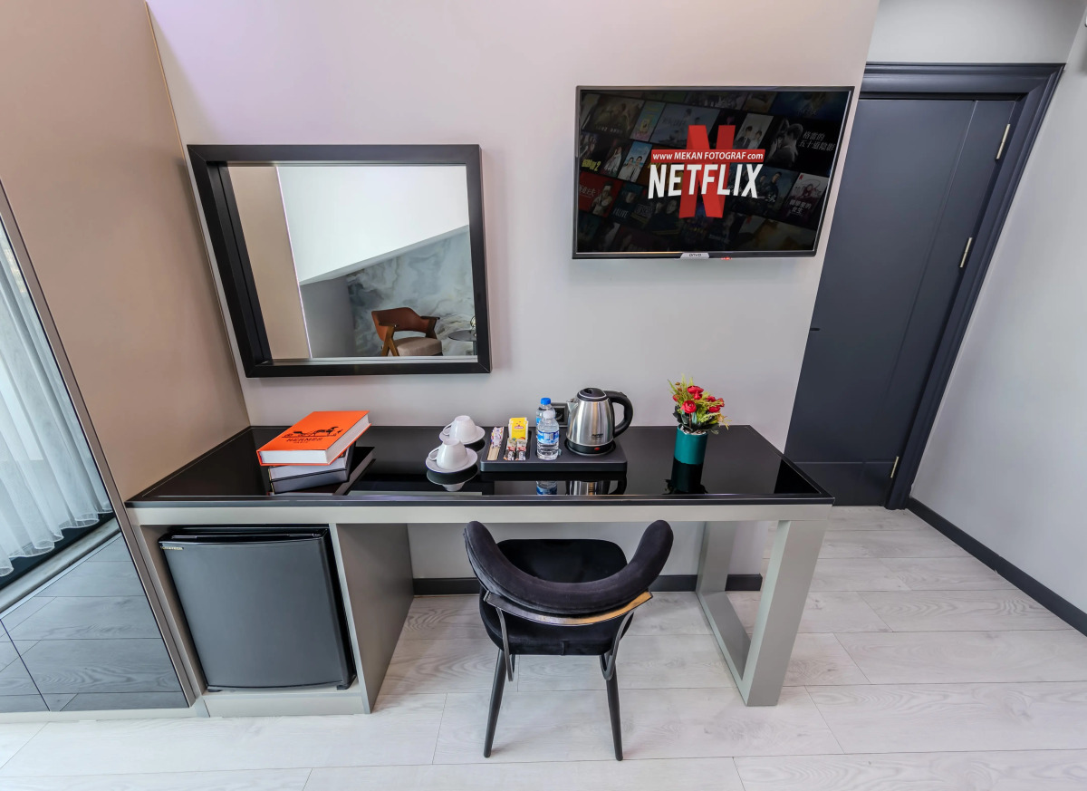 Intercity Airport Hotel