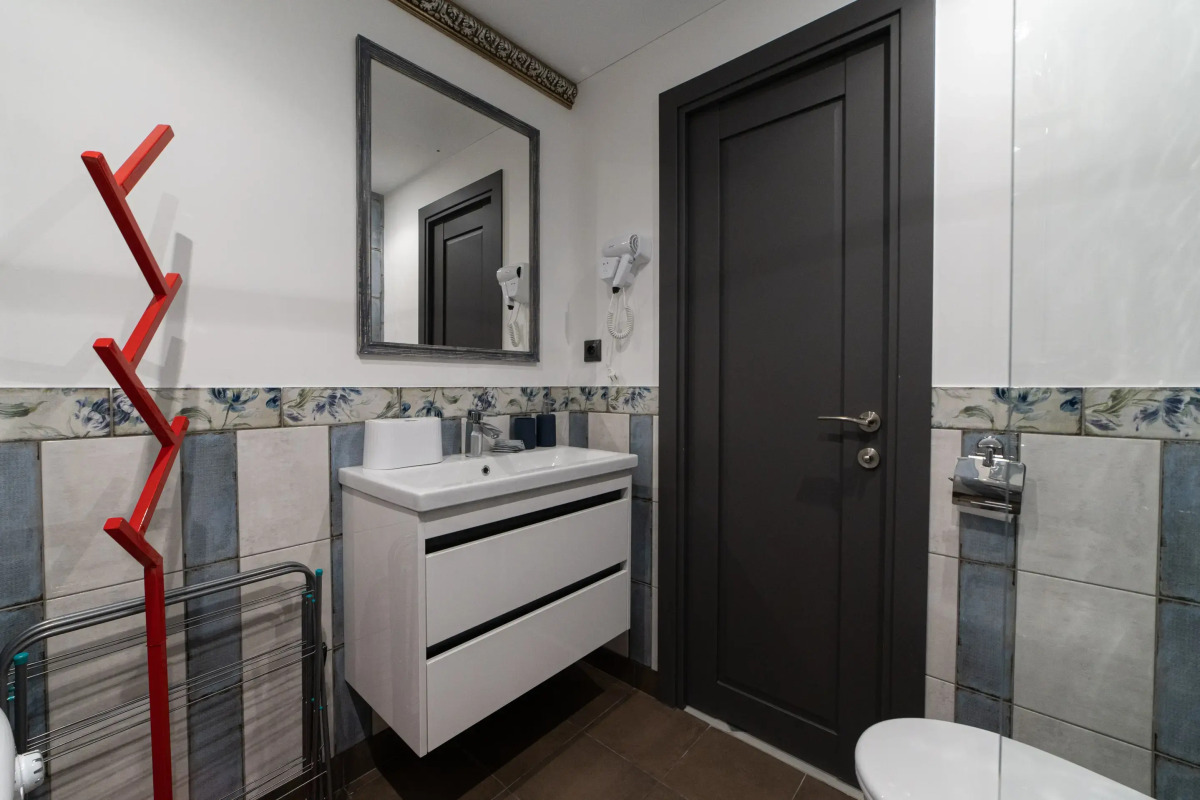 Отель Двенадцать