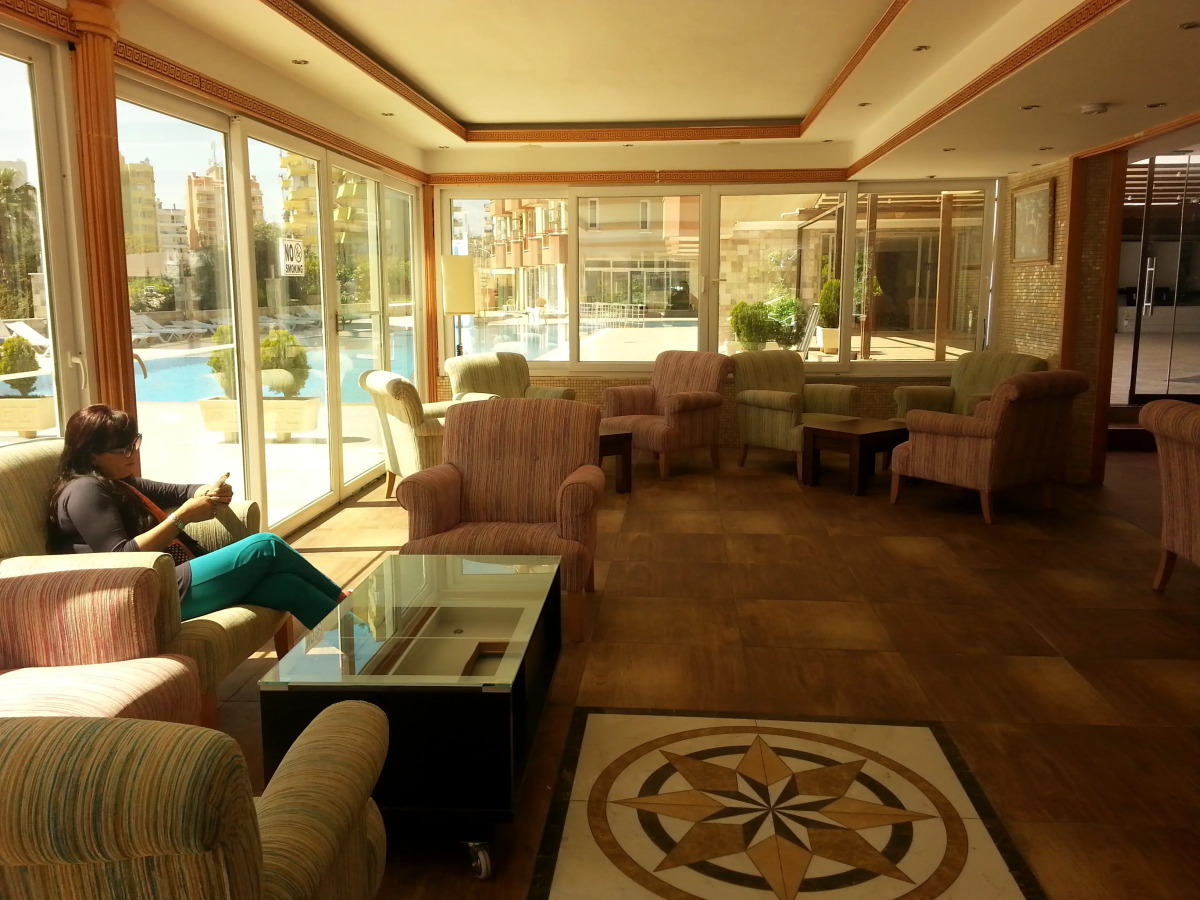 Отель Lara Hadrianus