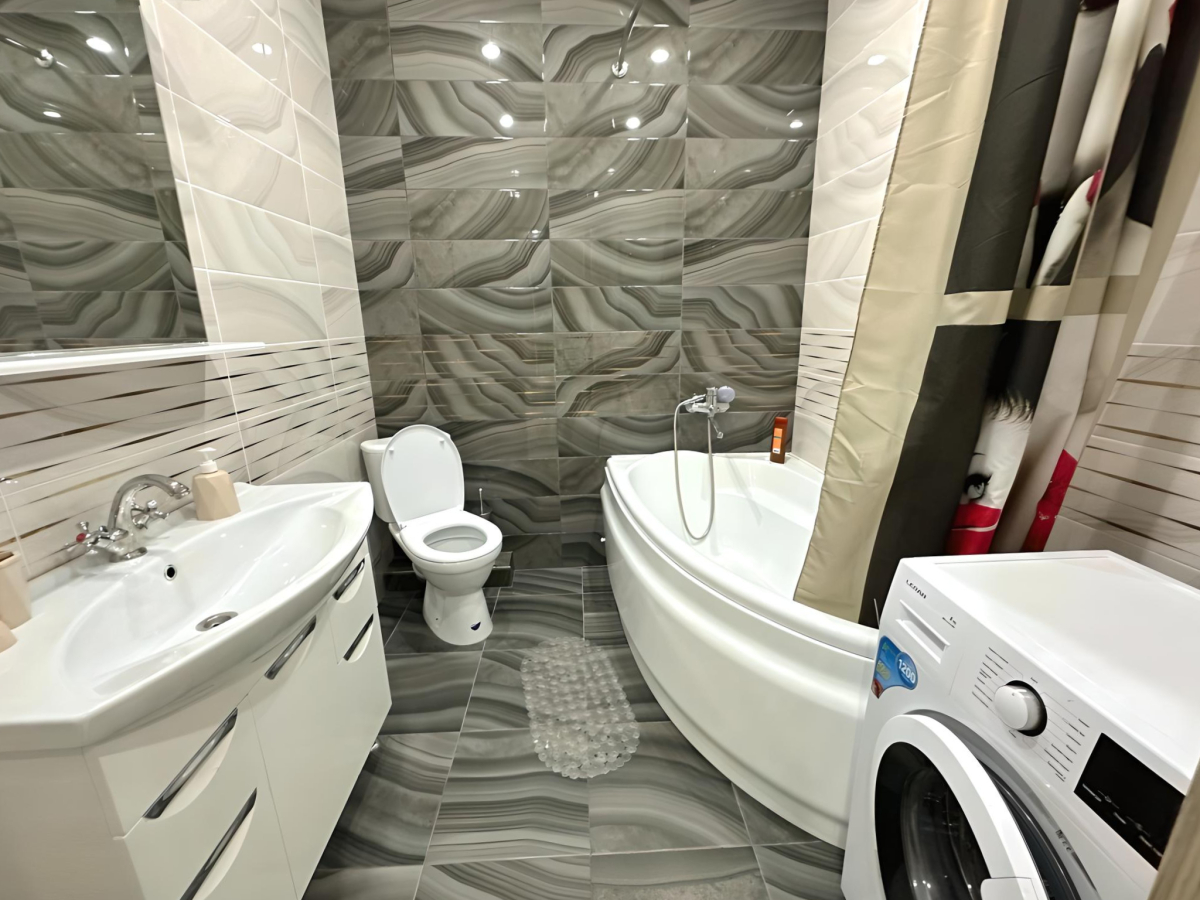 Апартаменты на Бибика 24 с видом на горы