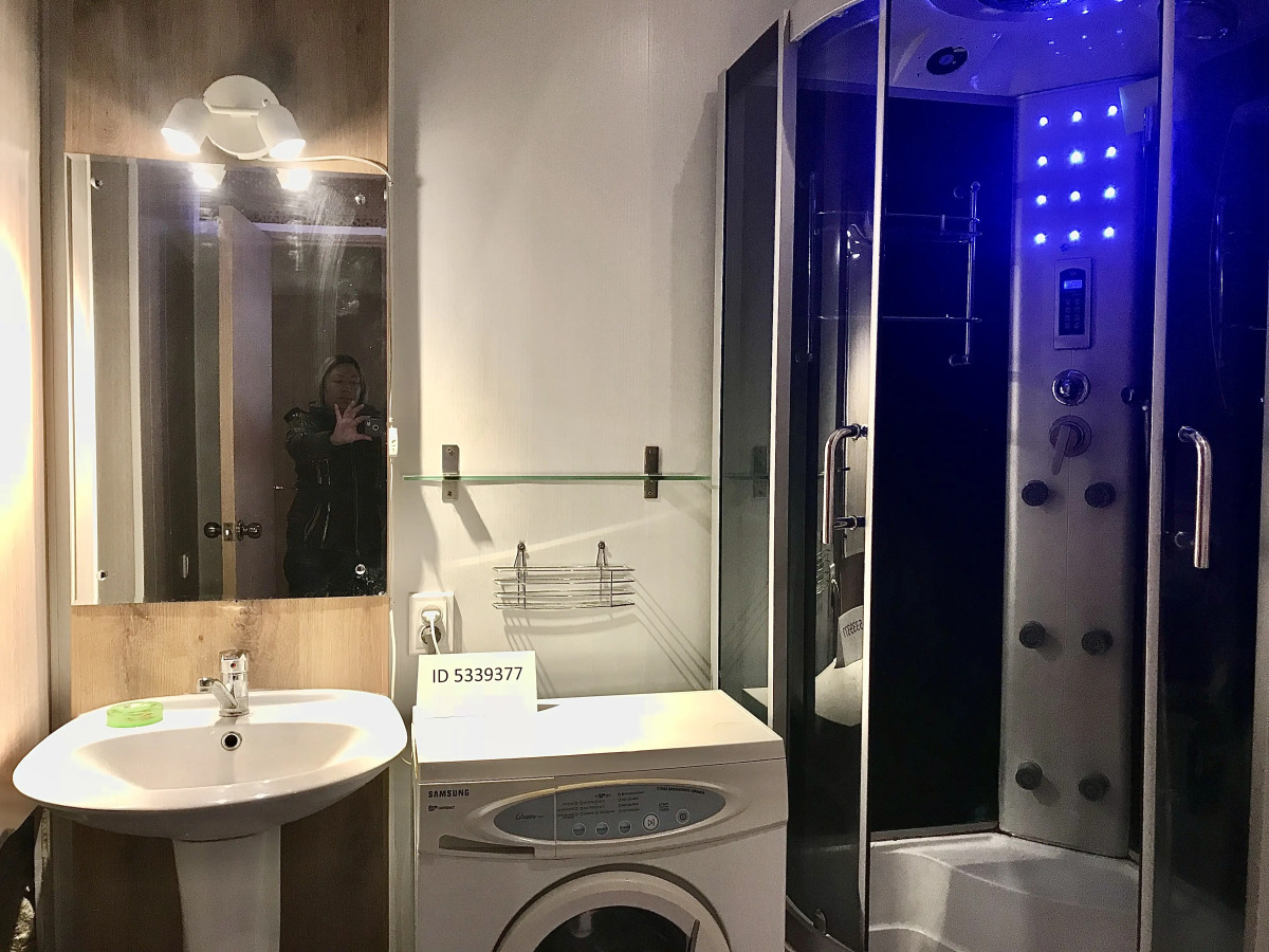 Апартаменты Двухкомнатные  Рядом с Тц Фантастика