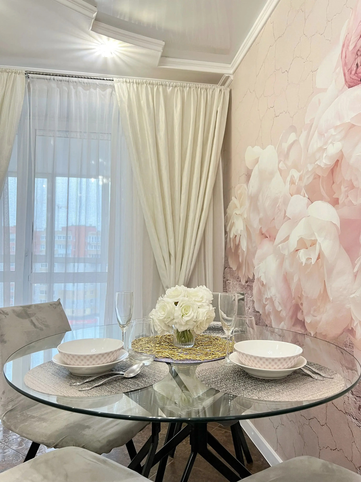 Квартира Роскошная Kravc Group с камином и просторной лоджией