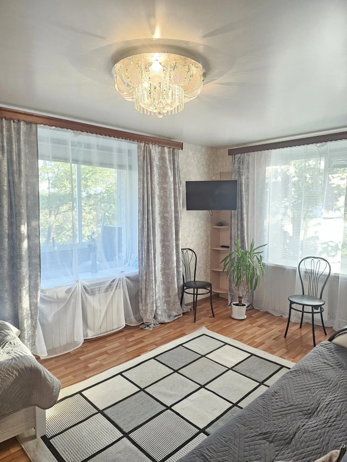 Квартира Просторная двухкомнатная возле пляжа