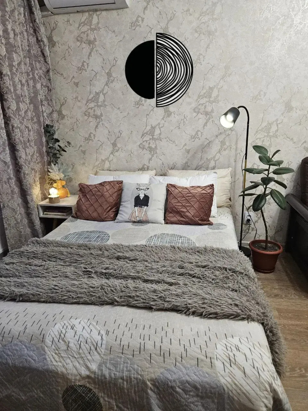 Квартира Айда к Регине (50 лет Октября 75)