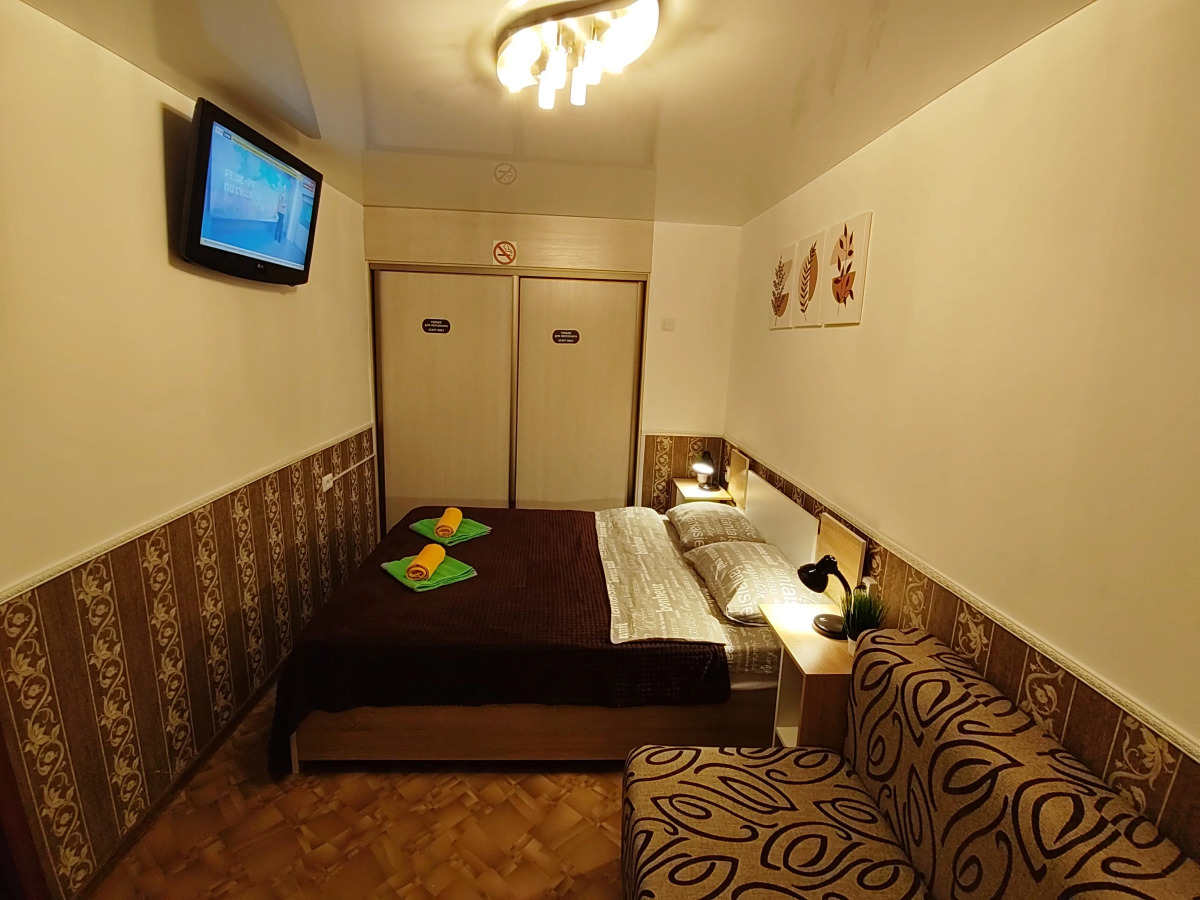 Квартира с Видом на Площадь Пять Углов