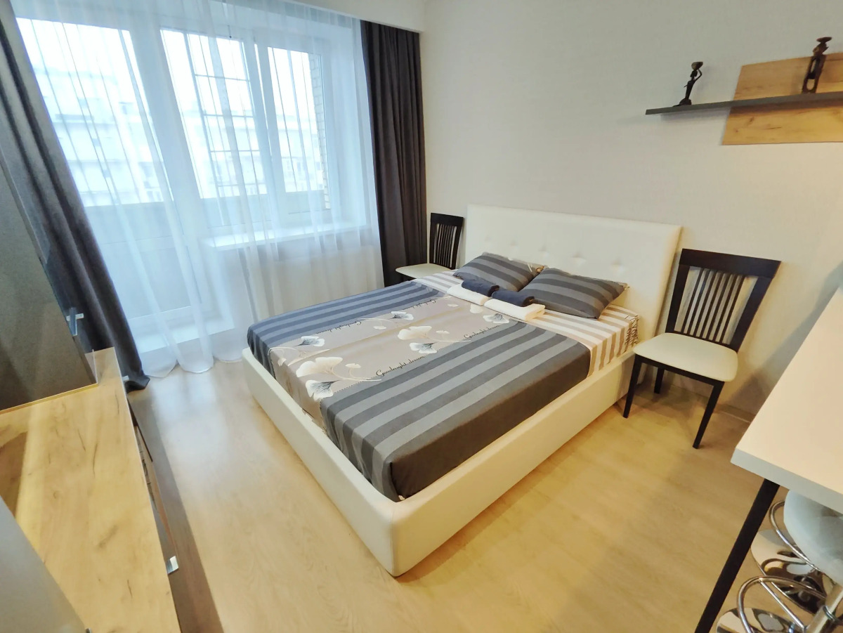 Квартира Просторная студия в центре города