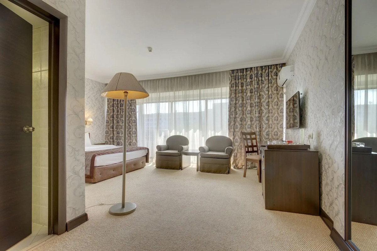 Отель Премьер Алатау