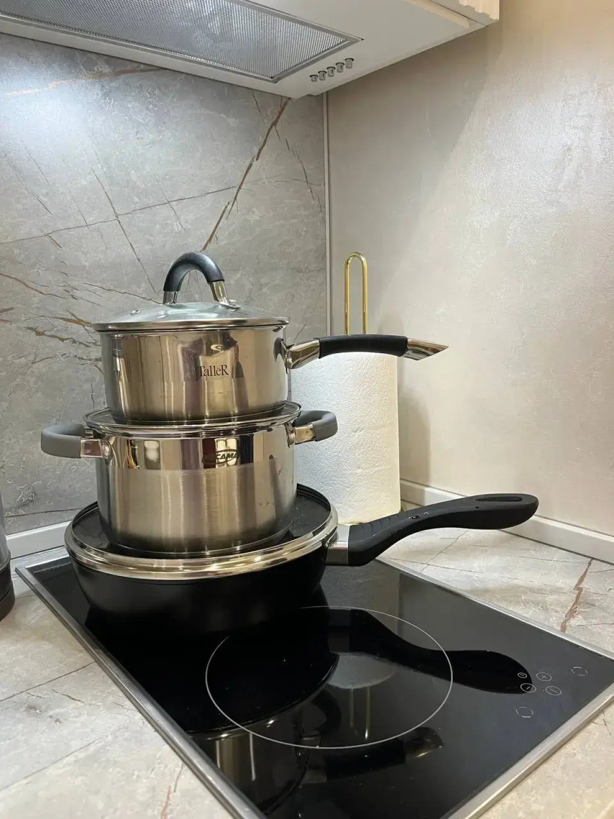 Квартира HelenRooms – уютная квартира на Набережной