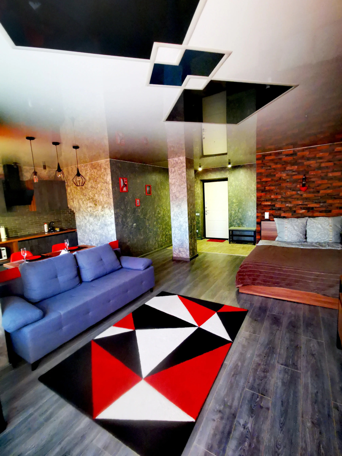 Апартаменты возле McDonalds