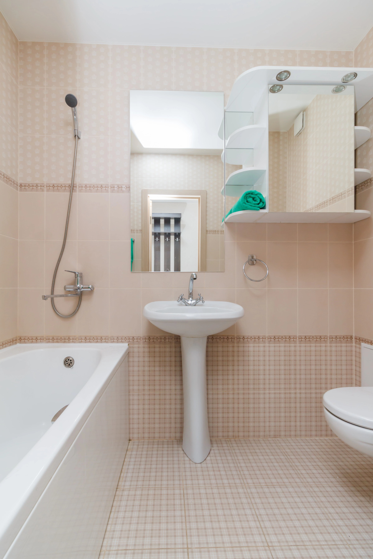 Апартаменты Ленина 64