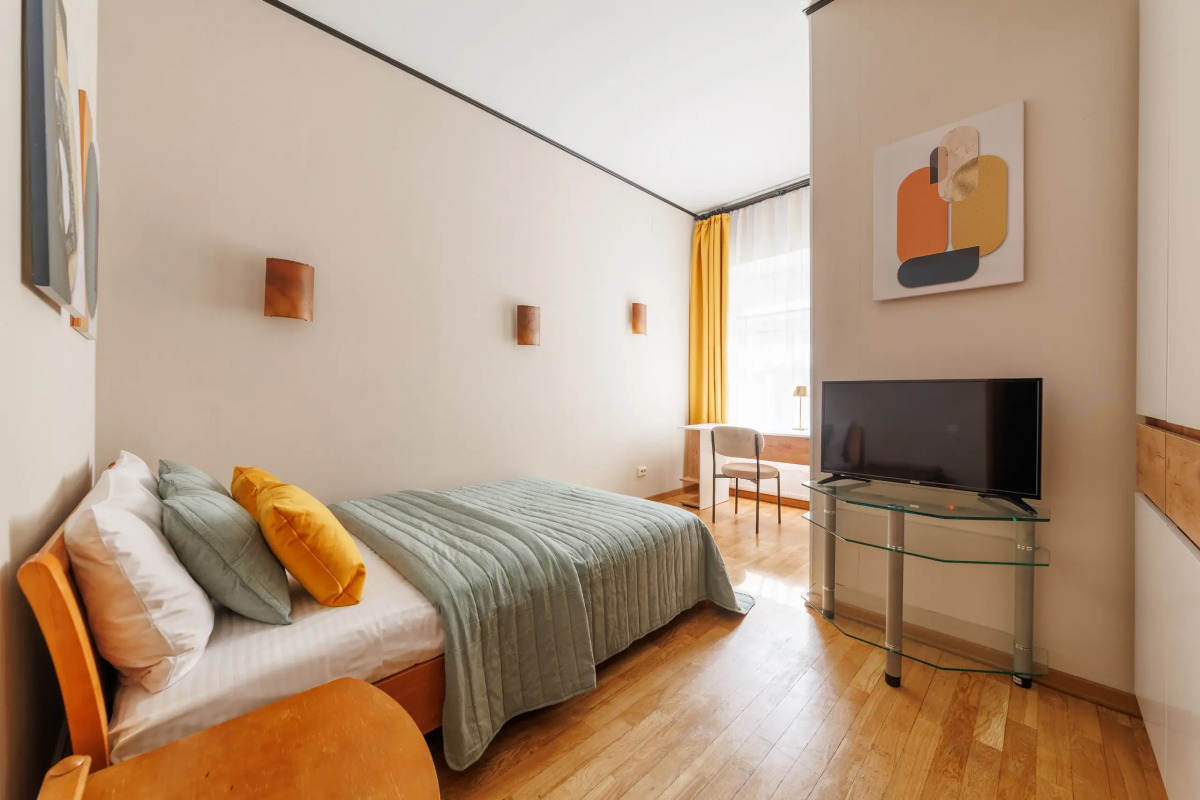 Апартаменты 2 спальни на Большой Московской 9