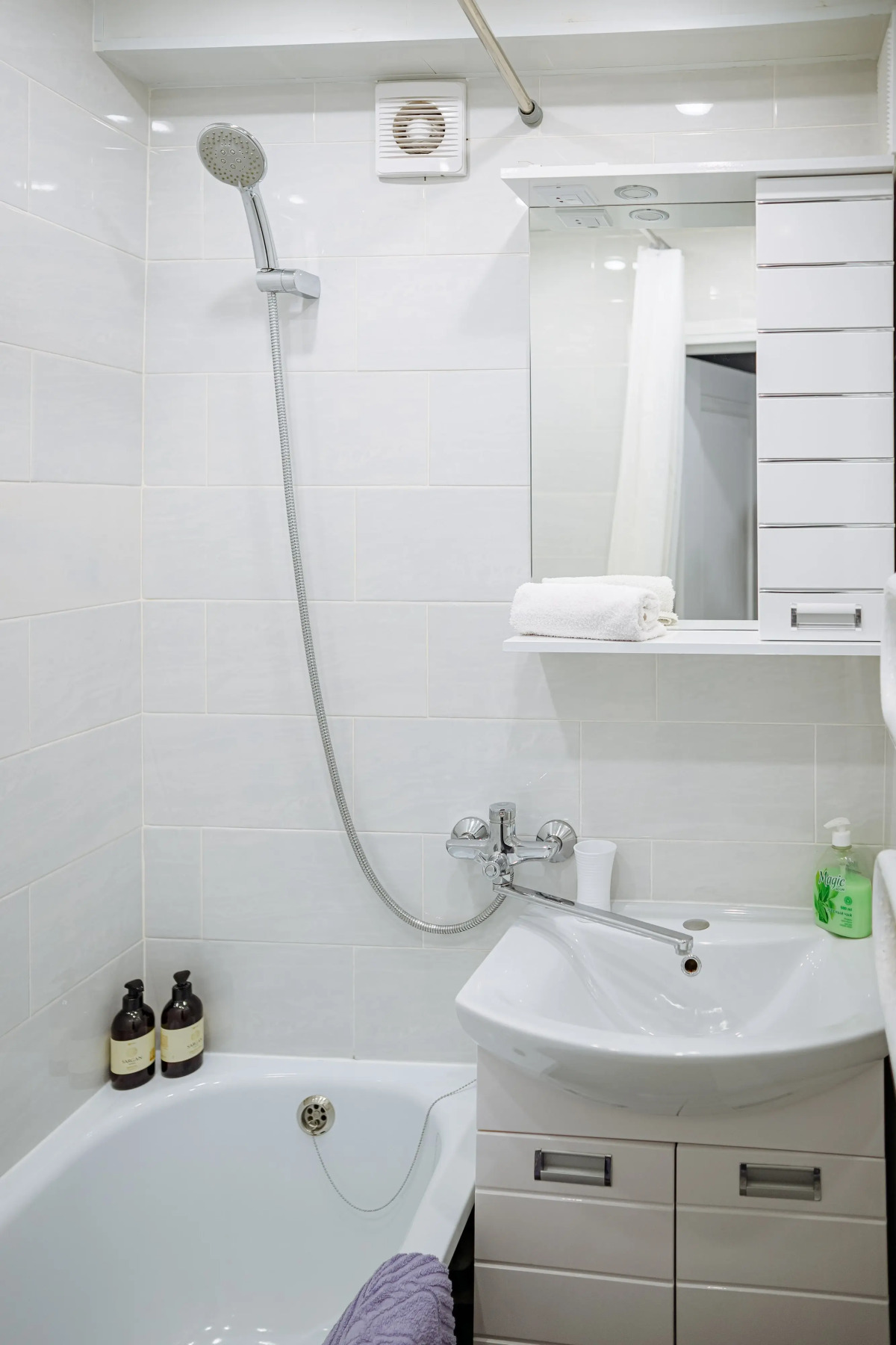 Двухкомнатная квартира рядом с Кремлем