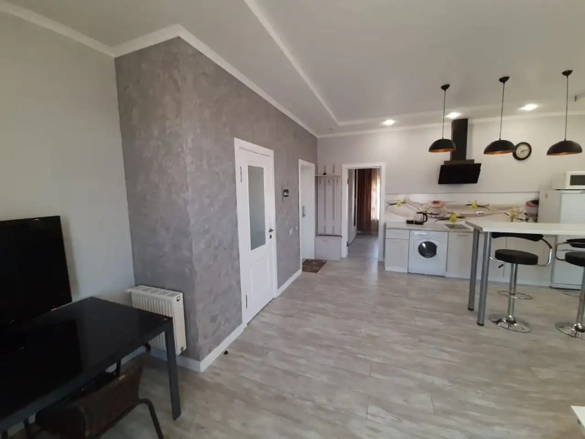 Апартаменты Кристалл И