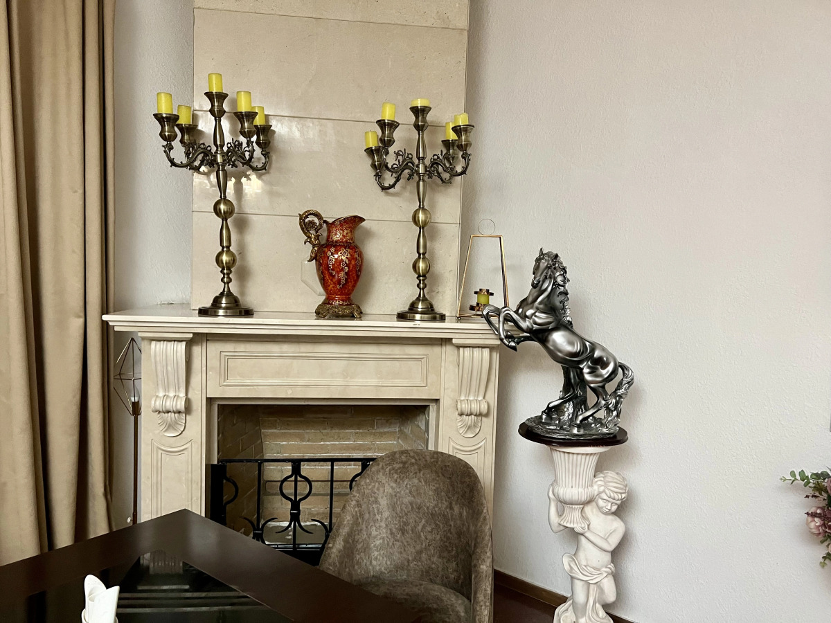 Отель Castle Family