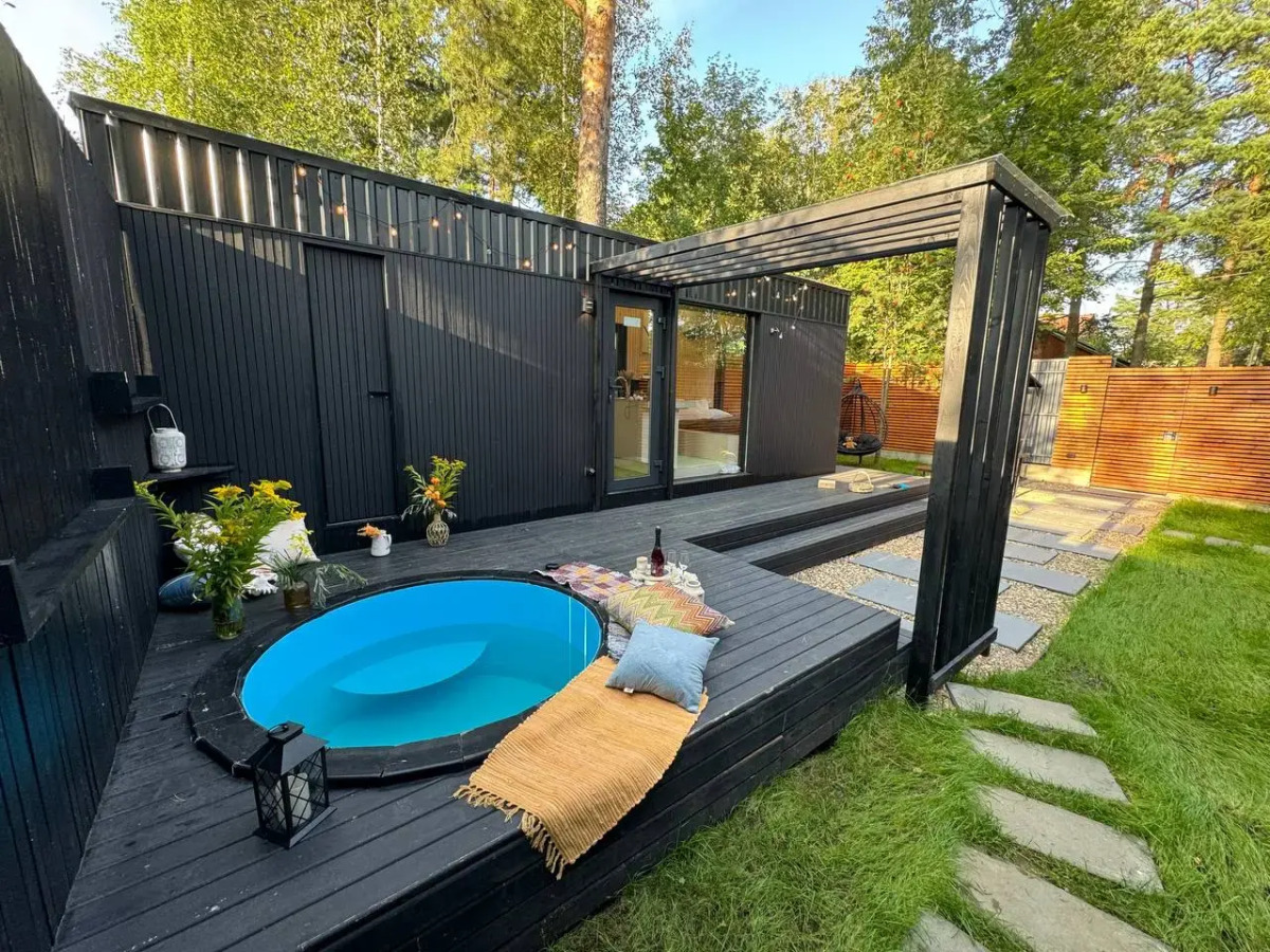 Частный дом Домик для двоих с сауной,купелью и мангальной зоной