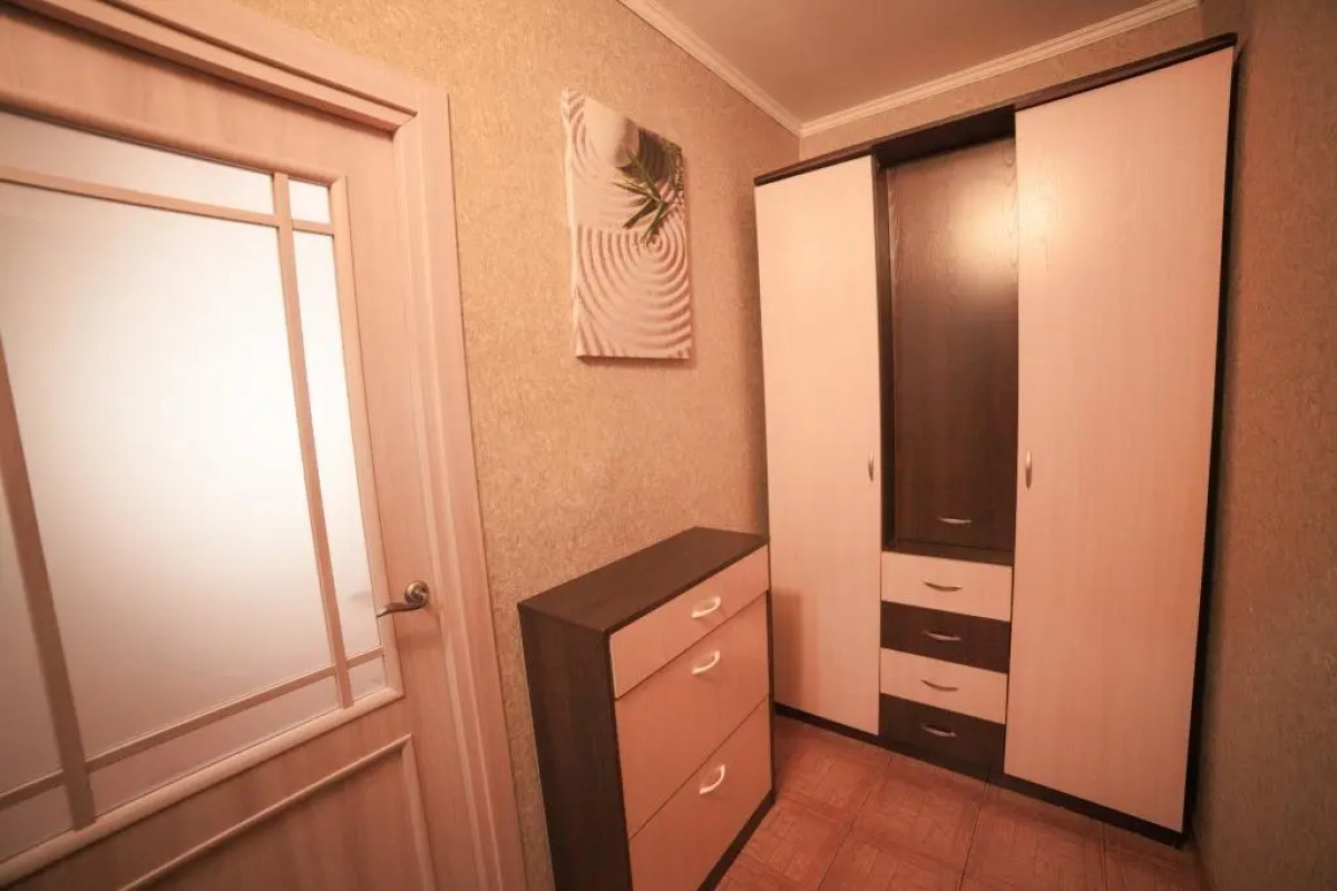 Апартаменты на Весны 17 (1 ком)