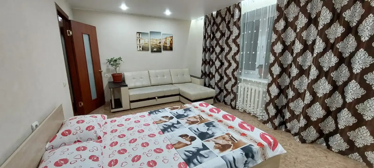 Апартаменты на улице Лазурная 35