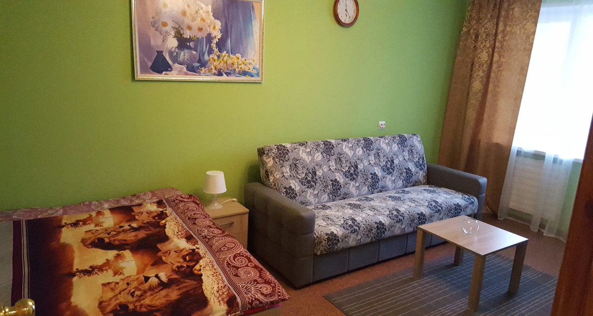 Квартира на Коммунальной 45