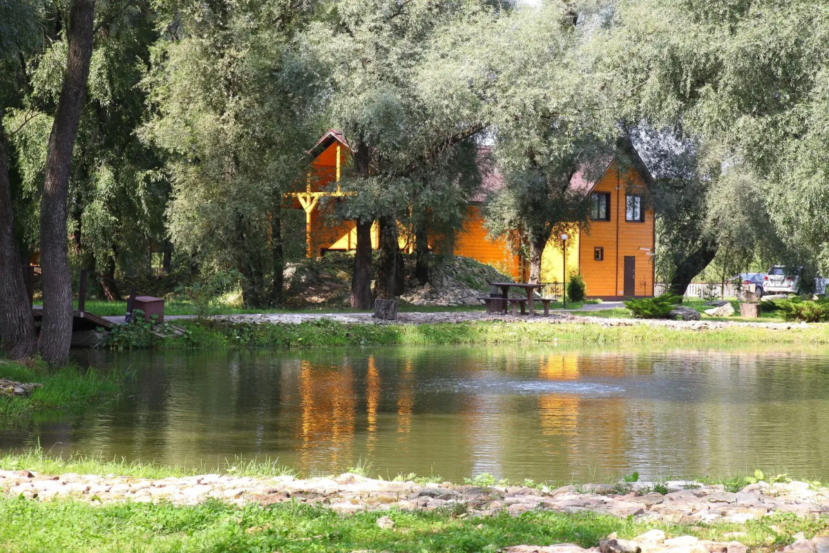 База Отдыха Остров Рыболовная усадьба