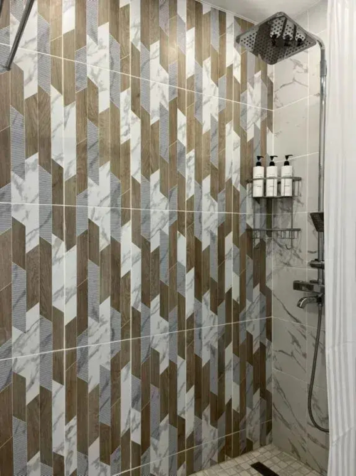 Апартаменты Бархат с балконом в центре города