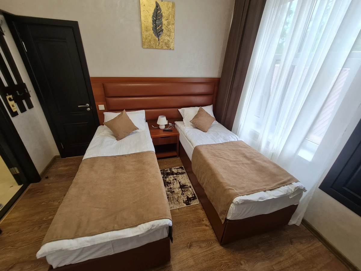 Отель Зеркальный