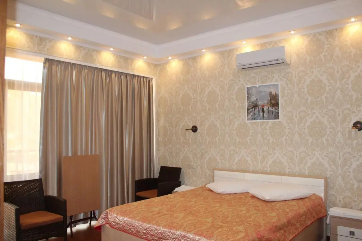 Отель Лучистая