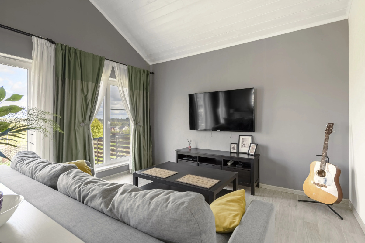 Частный дом с панорамным видом на склонах Яхромы