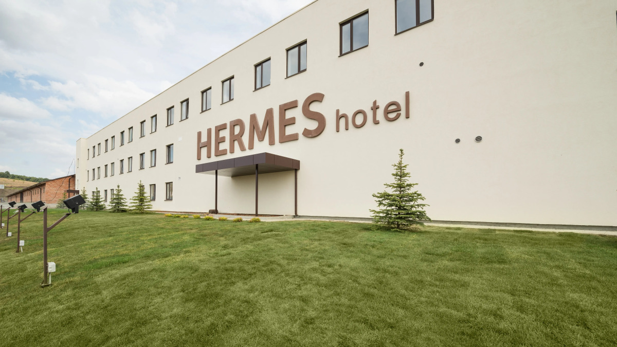 Отель Гермес