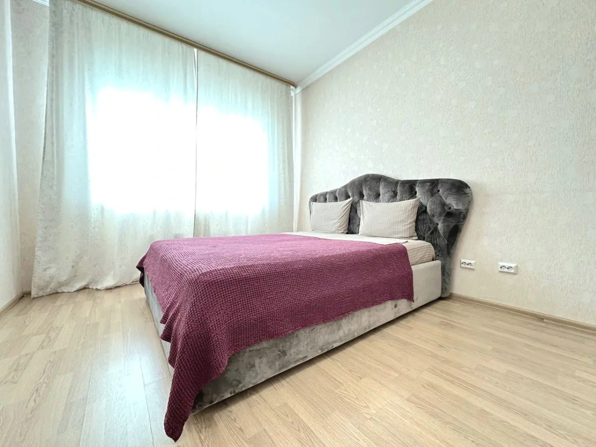 Квартира Двухкомнатная с балконом на Притомском напротив ЛДК