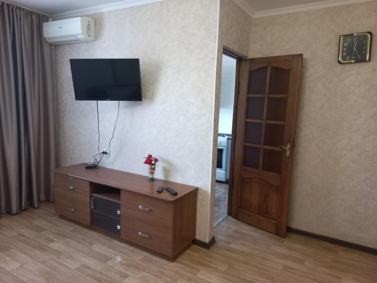 Апартаменты на улице Академика Крылова 7