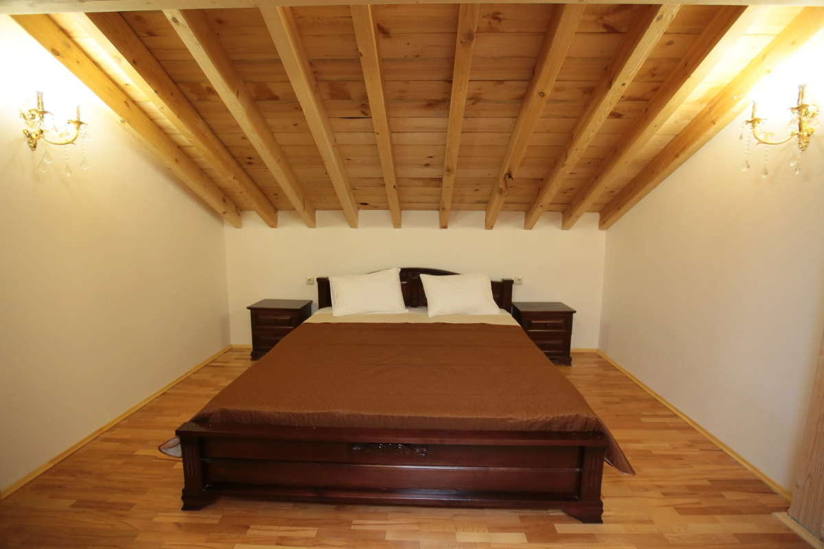 Отель Киараз Арена