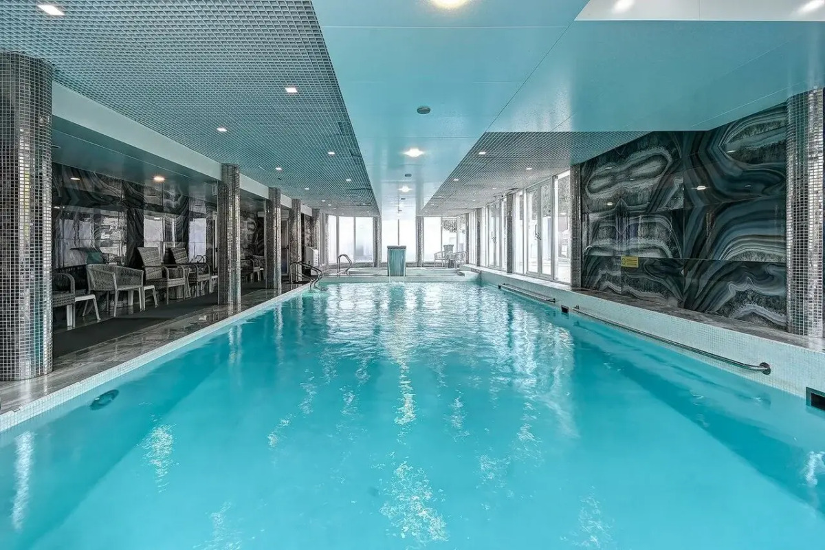 Апартаменты семейные у моря с бассейном