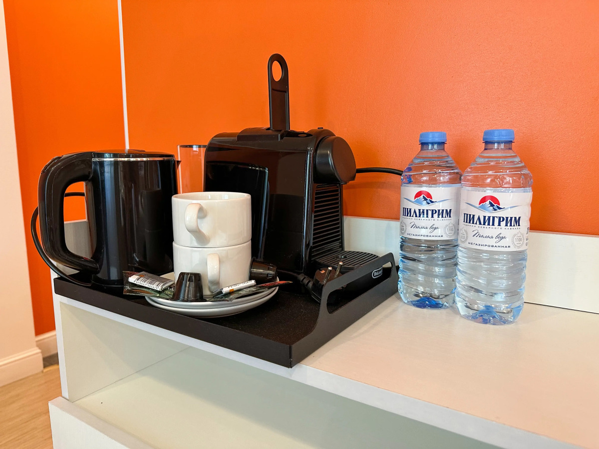 Отель Палитра