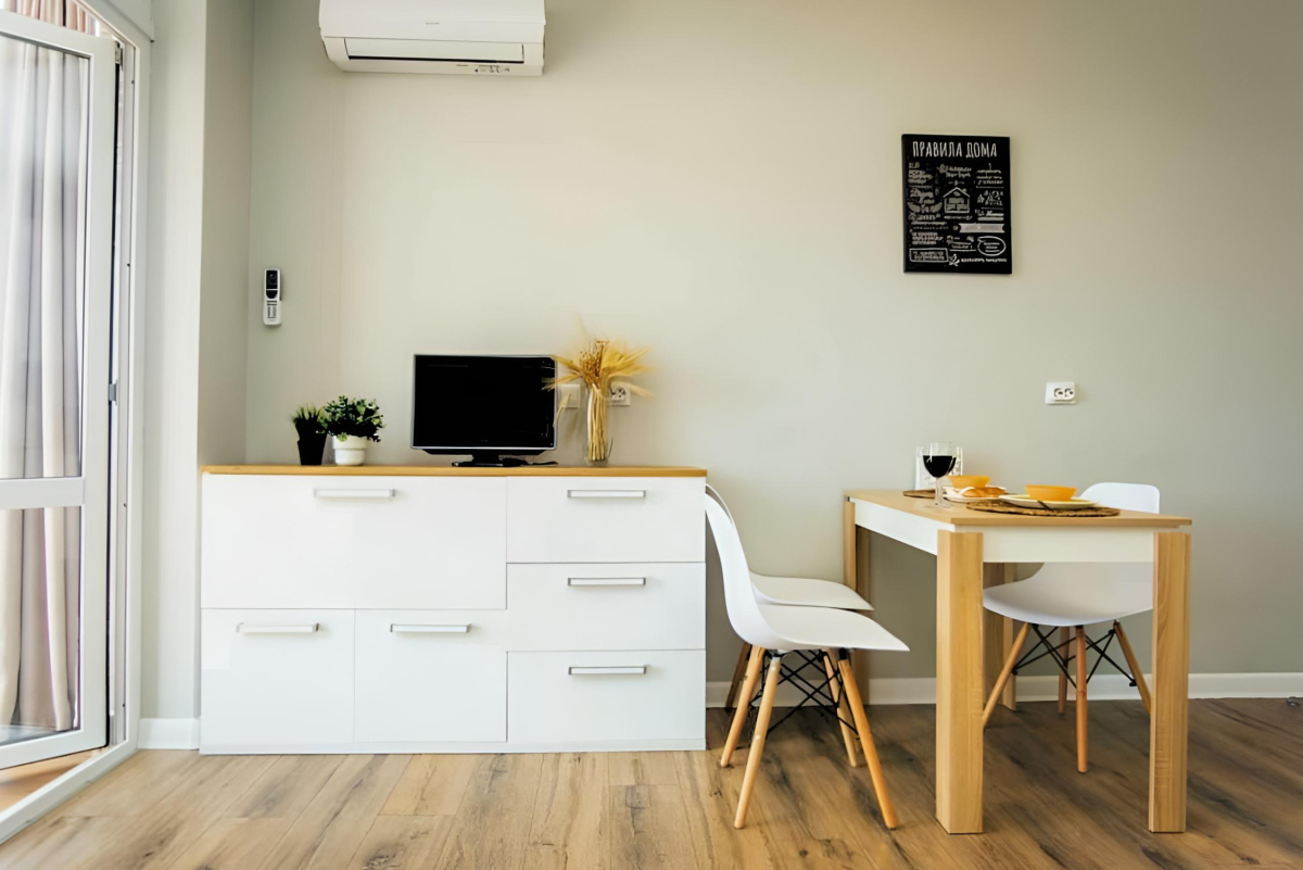 Апартаменты Uzorapart Просторная Евродвушка у Пляжа Алексино с Видом на Закат