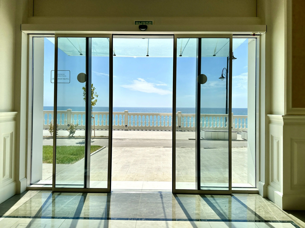 Апартаменты Люкс Дю Солей в Резиденции Граф Толстой