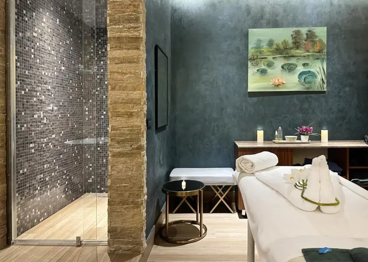 Отель Marjan Plaza