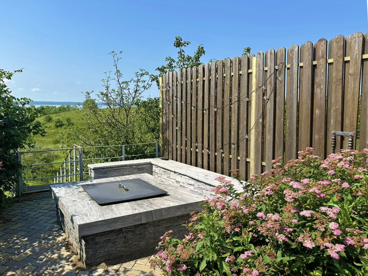 Частный дом с восхитительным видом на озеро Плещеево и город