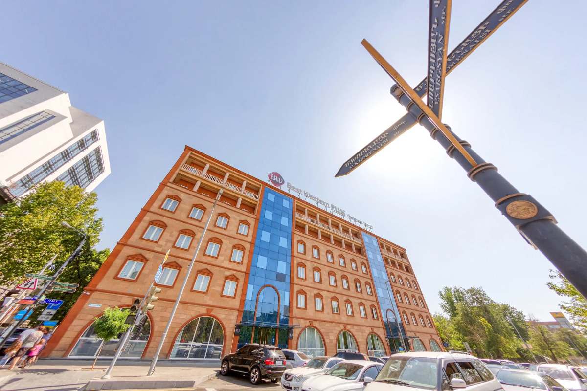 Отель Best Western Plus Congress Hotel