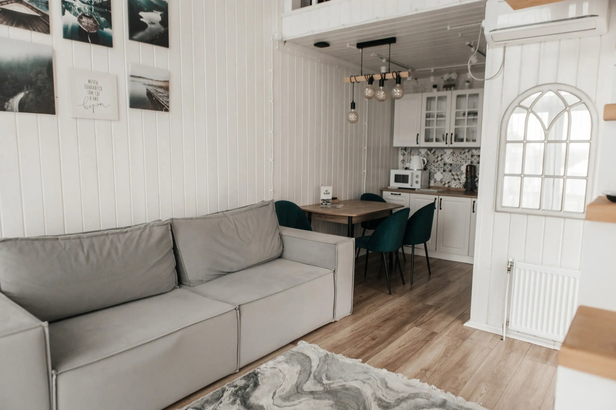 Scandi (Skandinaviya)